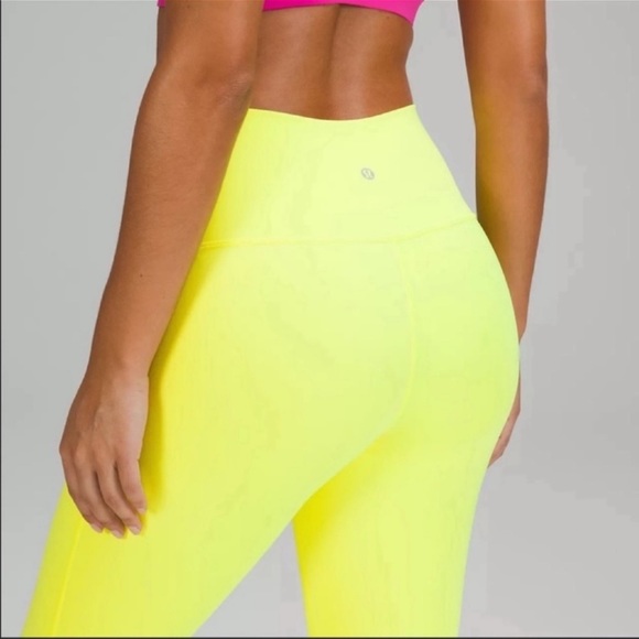 Lululemon Wunder Under Leggings - NWOT - Picture 3 of 9